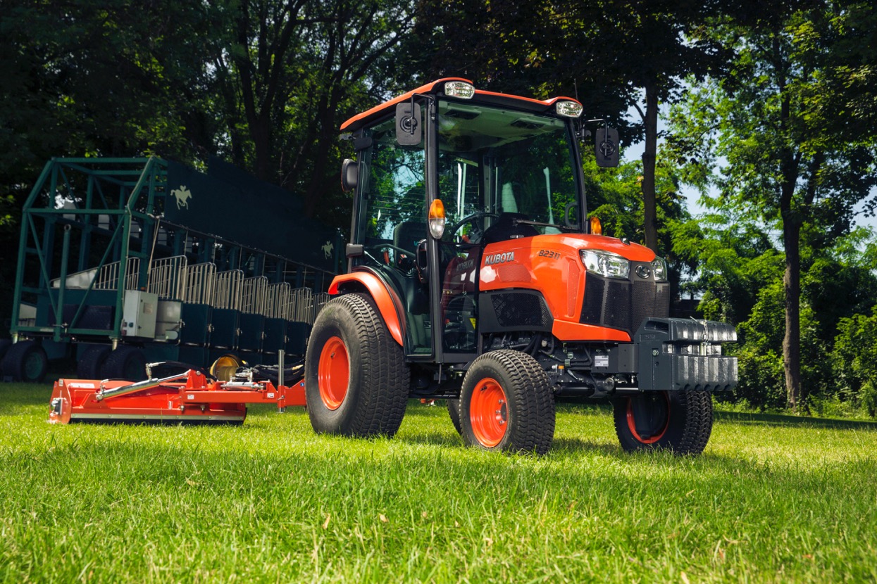 Kubota B Series Packs A Punch Turf Matters 9330