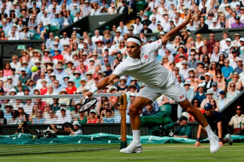 Wimbledon Groundsman Responds To Federer