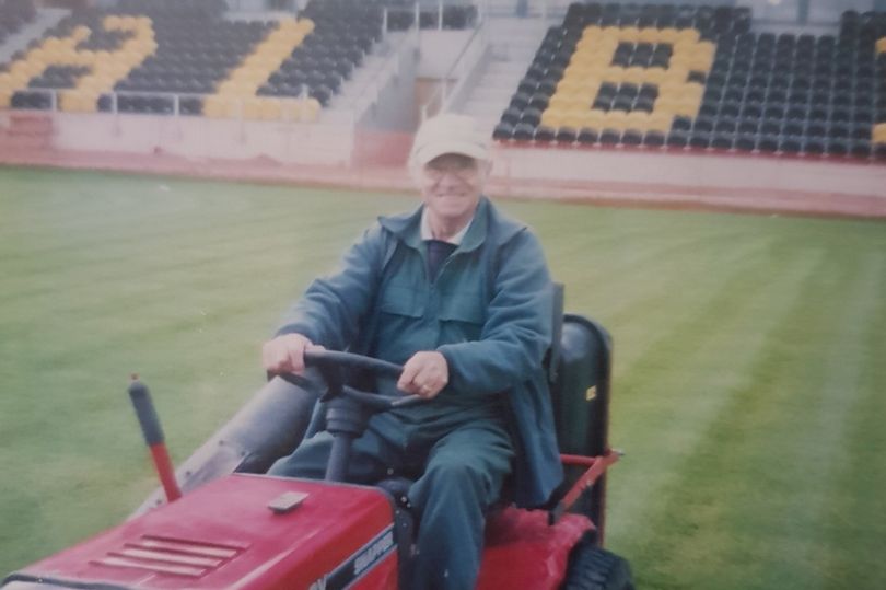 Tributes for Burton groundsman