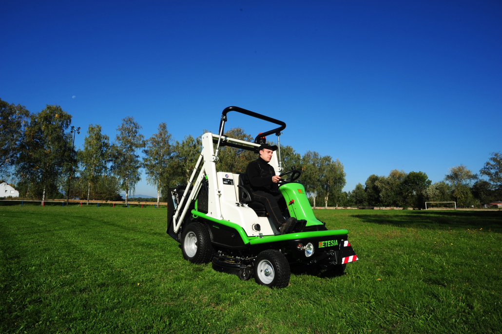 Tips for buying a new ride-on mower