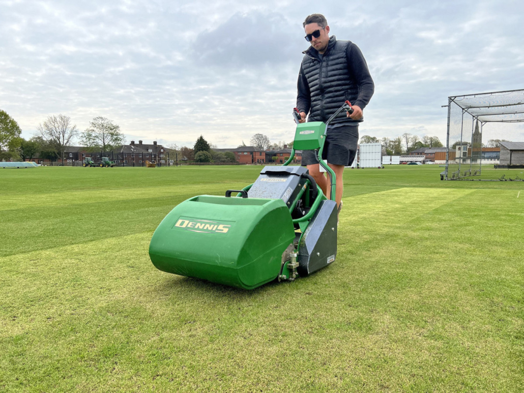 Dennis E-Series Excites at Oakham