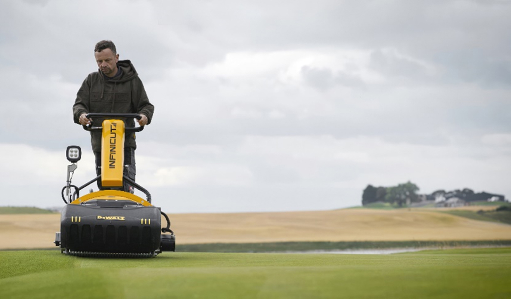 Two new INFINICUT® mowers at BTME