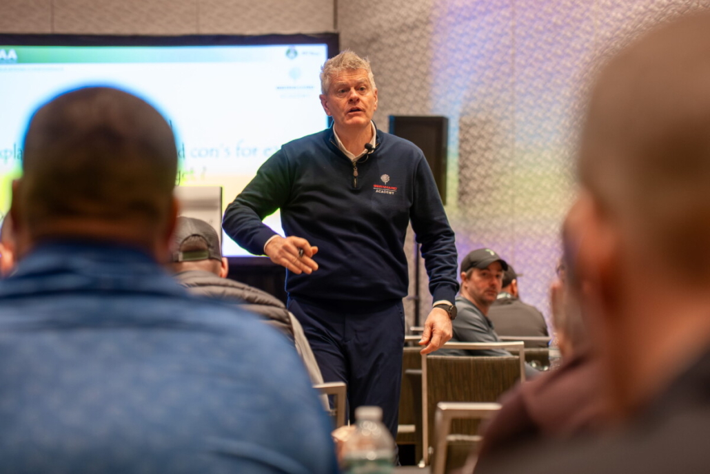 Bernhard Academy's Spring online management programme Bernhard Academy's Spring online management programme