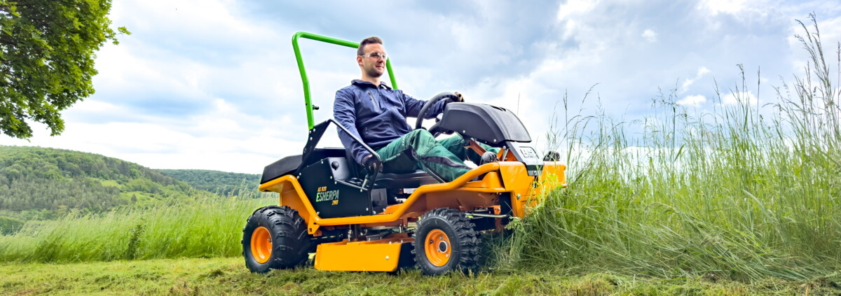 The first AS 920 ESherpa 2WD mowers in practical use