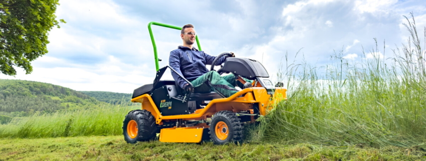 The first AS 920 ESherpa 2WD mowers in practical use