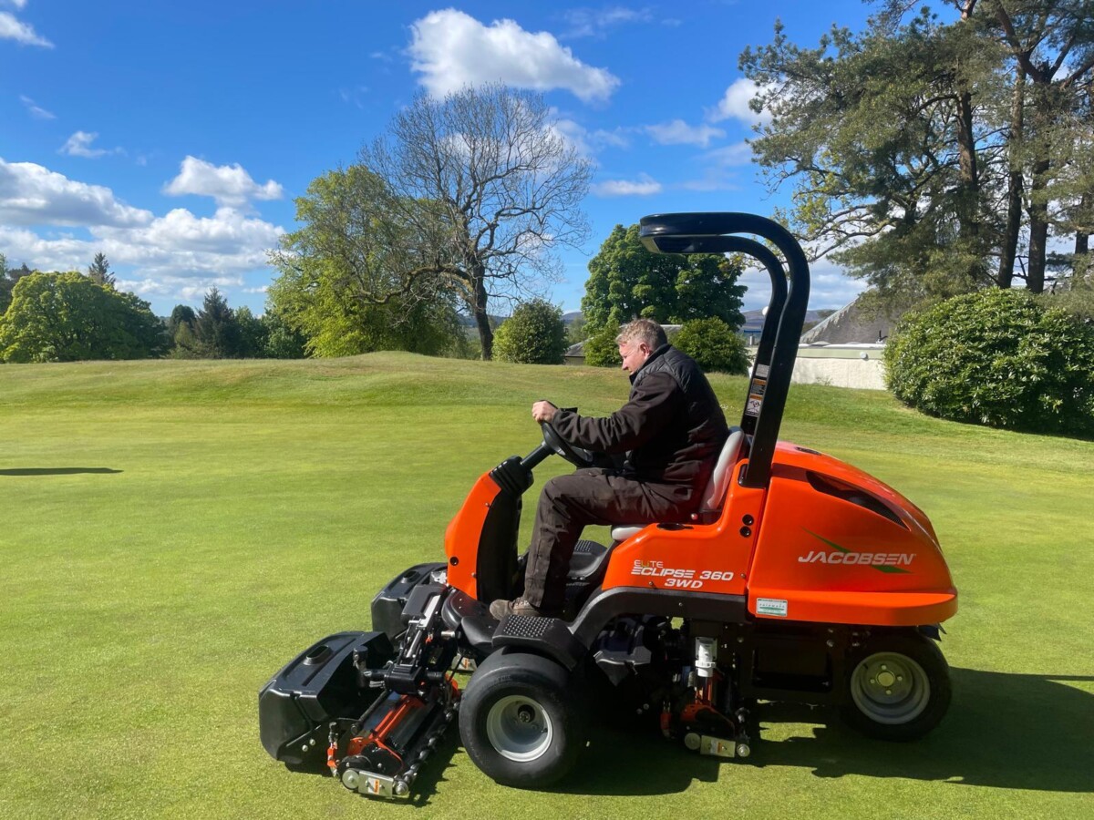 Kilmacolm GC enjoys quieter mornings with Jacobsen ELiTE 360