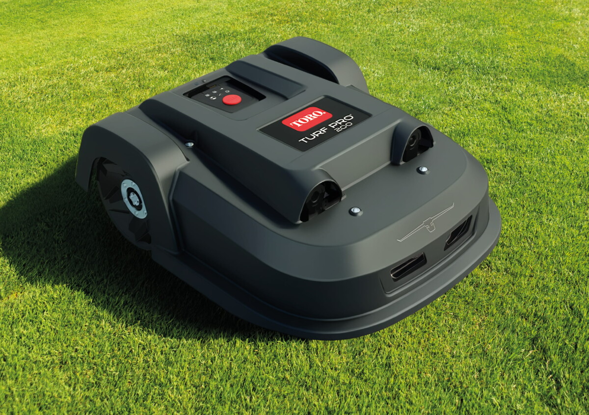 Toro expands autonomous mowing range