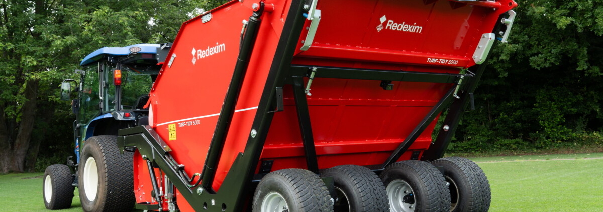 See the UK Debut of the Turf-Tidy 5000 on the Redexim Stand
