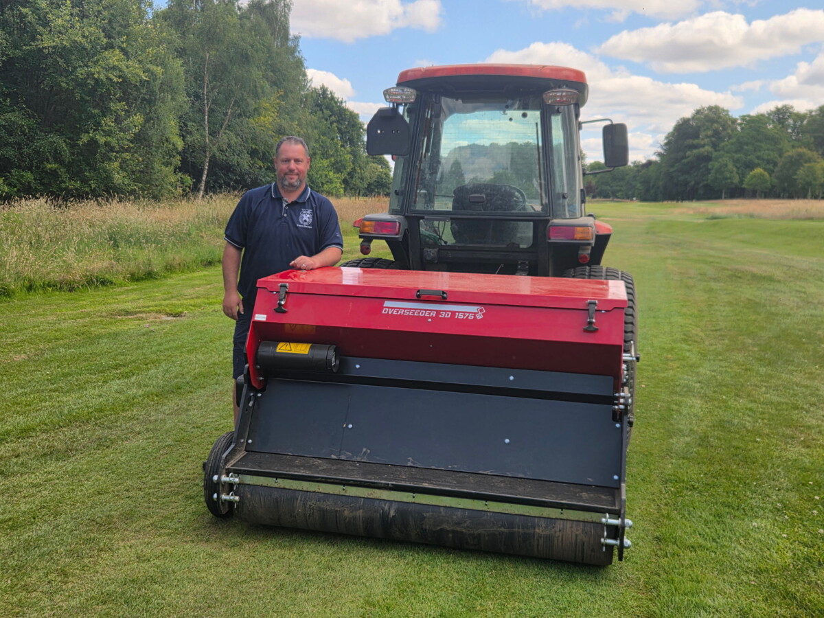 Redexim Overseeder Helps Pollok Golf Course