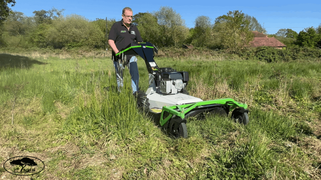Acacia Groundcare Equipment Rental puts its trust in Etesia