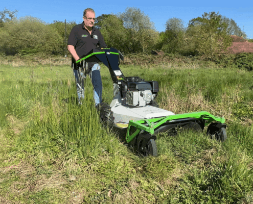 Acacia Groundcare Equipment Rental puts its trust in Etesia