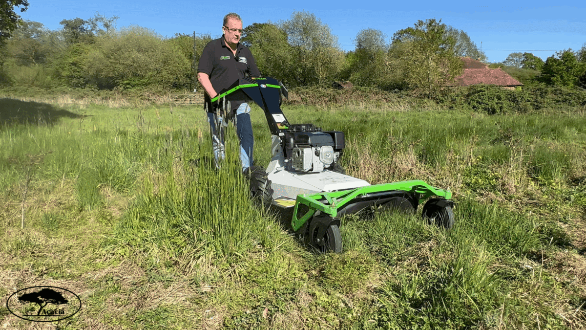 Acacia Groundcare Equipment Rental puts its trust in Etesia