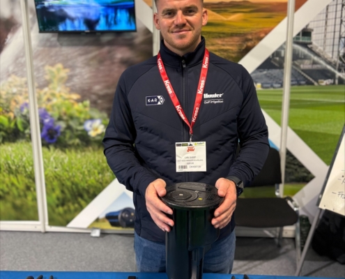 Carl Sharp takes the lead on Golf at KAR UK