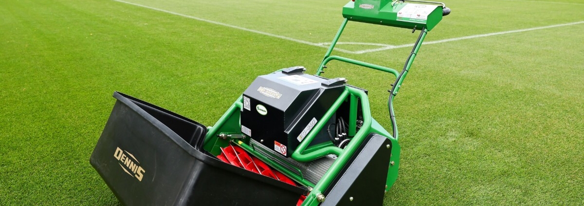 Dennis Marks 80 SALTEX Shows with Latest E-Series Mowers